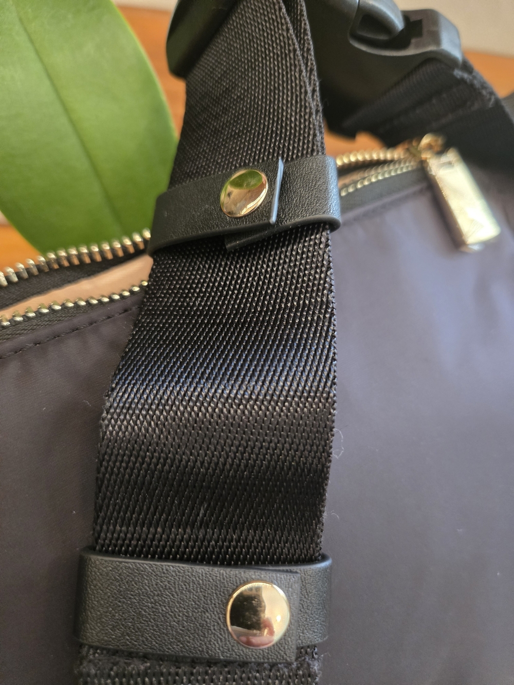 Sewboo Black Quilted Belt Bag Fanny Pack Gold Hardware - Picture 4 of 6